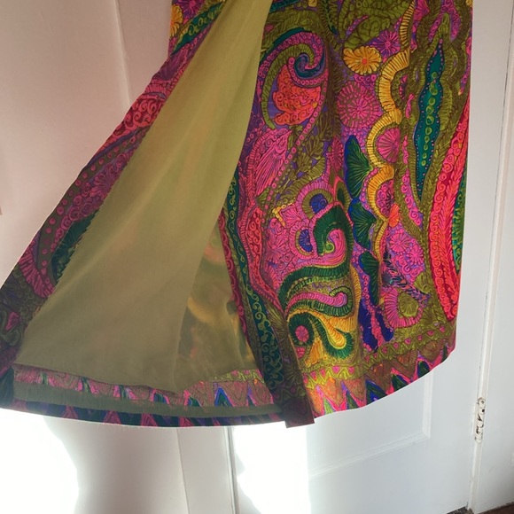 Vintage paisley maxi wrap skirt - Picture 2 of 12